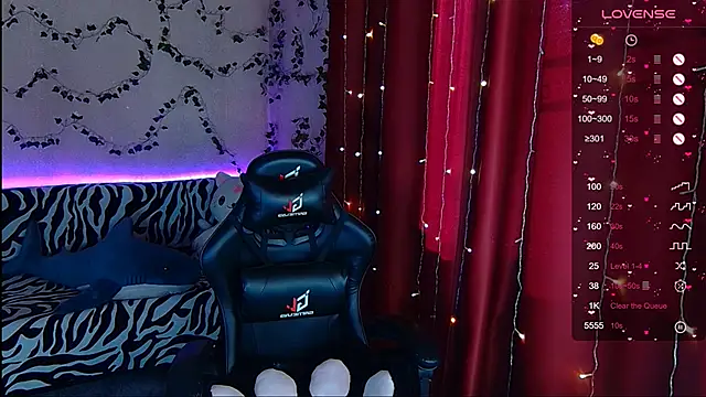 Sidney blush online show from March 13, 8:26 am