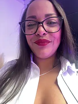 Danna Ramiirez online show from April 18, 7:07 pm