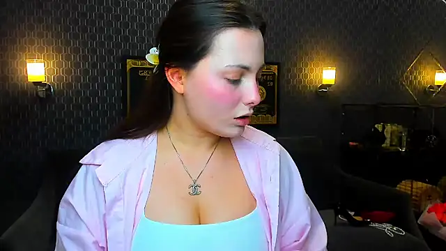 Snapshot of _extraterrestrial_ chatting on October 28, 4:31 pm  extraterrestrial  online show from October 28, 4:31 pm