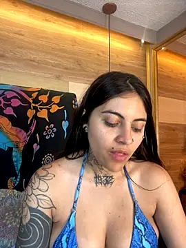 Snapshot of Cori_Paige chatting on October 4, 12:52 am Cori Paige online show from October 4, 12:52 am