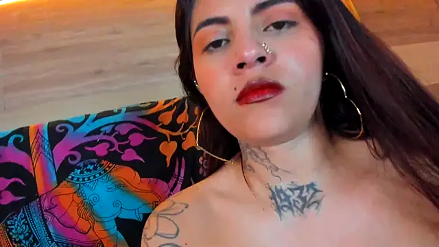 Snapshot of Cori_Paige chatting on November 19, 4:01 am Cori Paige online show from November 19, 4:01 am