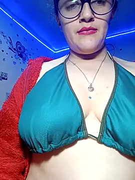 anndreapds online show from March 1, 1:29 am