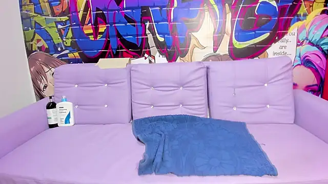 jessi and boy online show from October 13, 11:05 pm