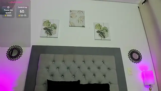 Kylie2211 online show from March 10, 12:15 pm