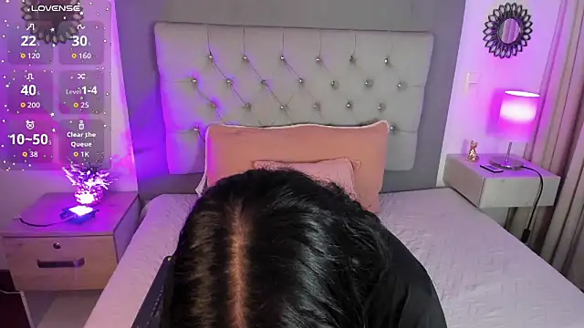 Kylie2211 online show from September 15, 2:11 am