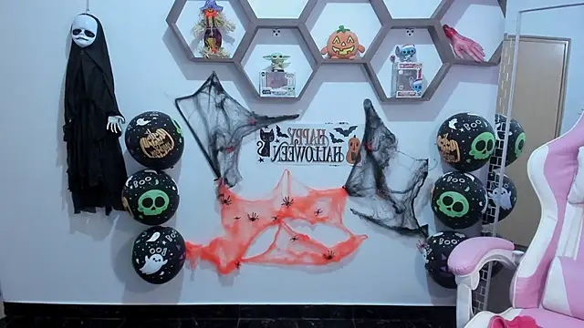 Snapshot of SharonSander chatting on October 30, 8:53 pm SharonSander online show from October 30, 8:53 pm