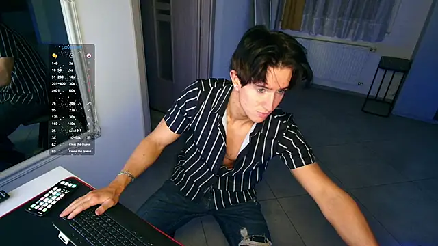 ChristianLevine  online show from April 18, 5:28 pm