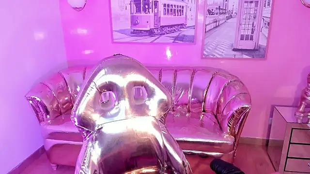 carlie mayer v online show from March 5, 5:07 am