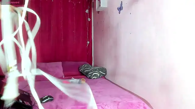 Jazmin prins online show from February 8, 12:49 am