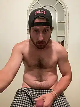 Snapshot of sirchubster chatting on December 13, 7:47 am sirchubster online show from December 13, 7:47 am