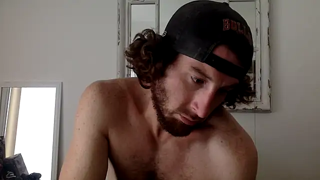 Snapshot of sirchubster chatting on October 19, 6:30 pm sirchubster online show from October 19, 6:30 pm