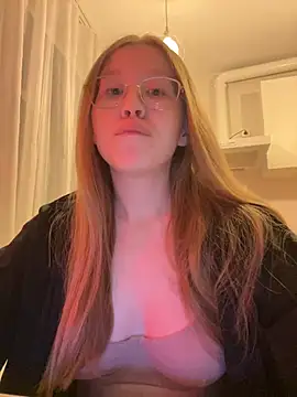 Snapshot of Eva_Weyne chatting on January 26, 2:41 pm Eva Weyne online show from January 26, 2:41 pm