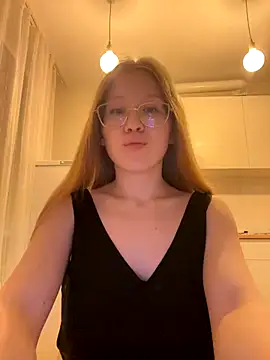 Snapshot of Eva_Weyne chatting on September 15, 7:14 pm Eva Weyne online show from September 15, 7:14 pm