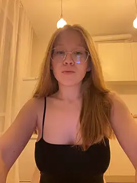 Snapshot of Eva_Weyne chatting on September 24, 7:50 pm Eva Weyne online show from September 24, 7:50 pm