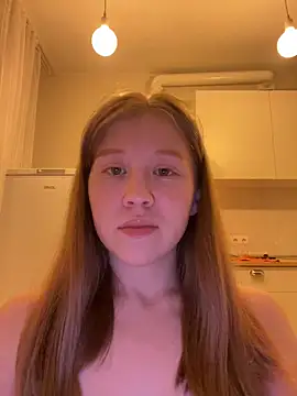 Eva Weyne online show from April 14, 8:04 pm