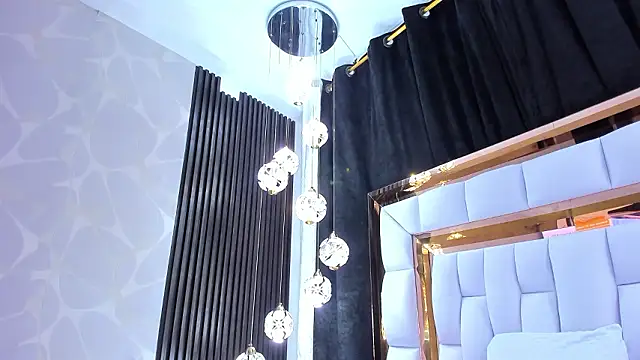 SarayRoyse online show from March 23, 7:29 pm