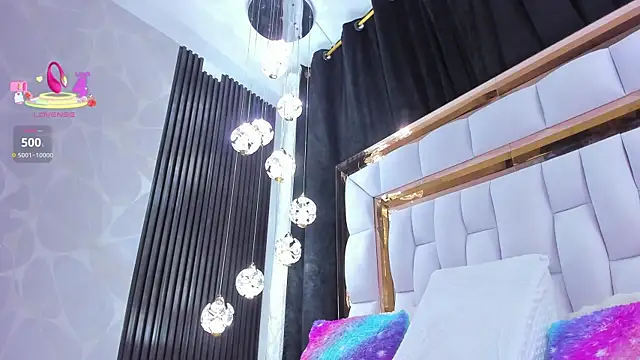 SarayRoyse online show from April 22, 7:48 pm