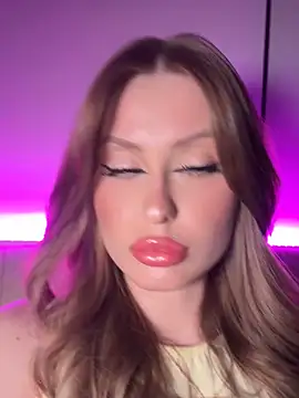 Sweet  Milly online show from March 2, 6:59 pm