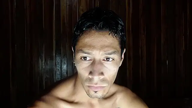 Snapshot of DEMARCOUS_NM chatting on June 16, 12:24 am DEMARCOUS NM online show from June 16, 12:24 am