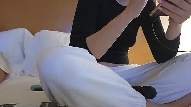 Snapshot of Mr-and-Mrs-Smith chatting on February 26, 2:36 pm Mr-and-Mrs-Smith online show from February 26, 2:36 pm