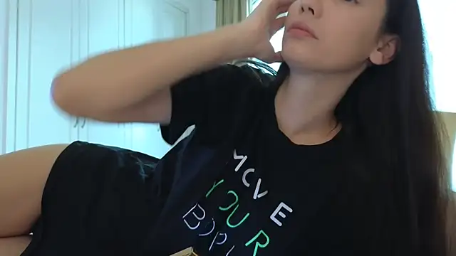 Snapshot of Mr-and-Mrs-Smith chatting on March 10, 6:27 am Mr-and-Mrs-Smith online show from March 10, 6:27 am