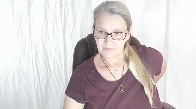 irinamaux online show from February 23, 12:16 pm