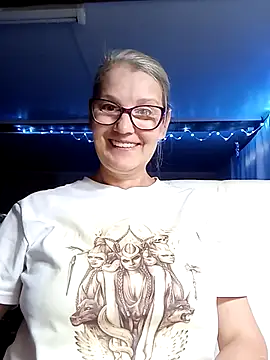 irinamaux online show from October 7, 7:38 am