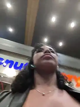 Snapshot of Brunettexio chatting on March 14, 5:05 am Brunettexio online show from March 14, 5:05 am