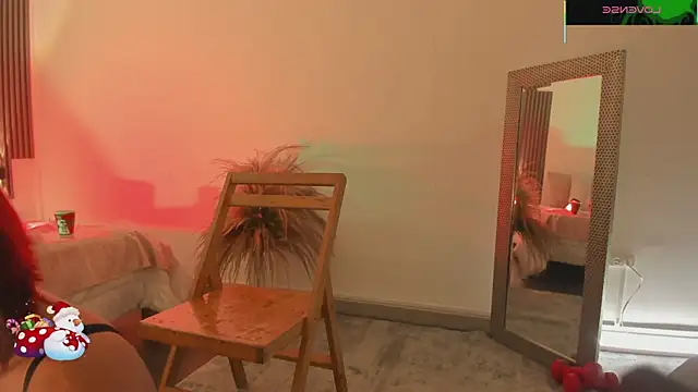 Snapshot of fransheska_rossi chatting on December 1, 12:32 pm fransheska rossi online show from December 1, 12:32 pm