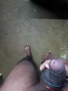 Snapshot of mr_slim_body chatting on December 5, 3:28 pm mr slim body online show from December 5, 3:28 pm