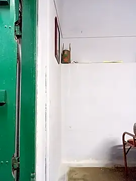 Snapshot of mr_slim_body chatting on December 13, 4:27 pm mr slim body online show from December 13, 4:27 pm