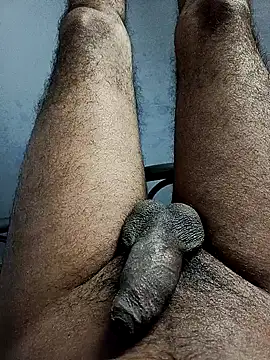 Snapshot of mr_slim_body chatting on December 31, 4:35 pm mr slim body online show from December 31, 4:35 pm