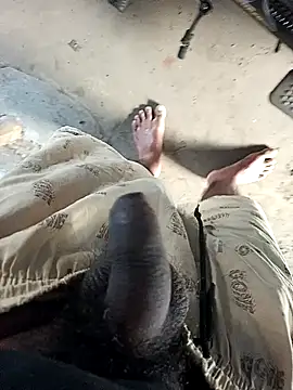 Snapshot of mr_slim_body chatting on January 22, 1:53 am mr slim body online show from January 22, 1:53 am