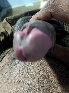 Snapshot of mr_slim_body chatting on September 17, 3:35 pm mr slim body online show from September 17, 3:35 pm