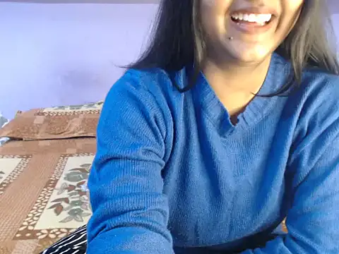 Snapshot of Freya_nia chatting on December 24, 3:47 pm Freya nia online show from December 24, 3:47 pm