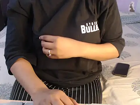 Snapshot of Freya_nia chatting on January 5, 1:47 pm Freya nia online show from January 5, 1:47 pm