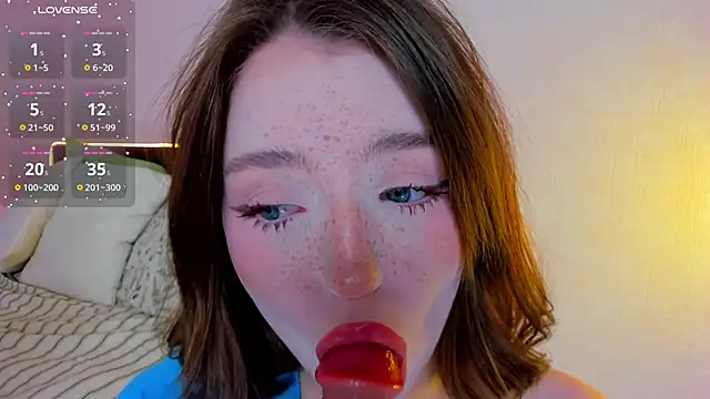 lexxxxxxi online show from April 21, 7:28 pm