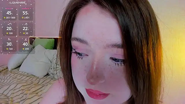 Snapshot of lexxxxxxi chatting on May 8, 6:57 pm lexxxxxxi online show from May 8, 6:57 pm