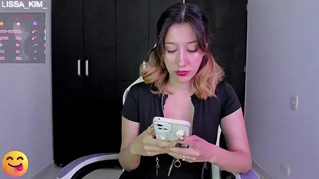 Lissa Kim  online show from January 31, 5:42 pm