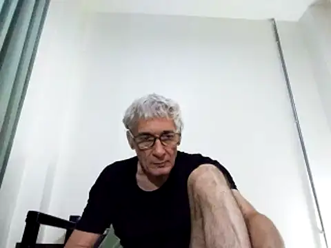 BIGUNCUTHARDCOCK online show from March 17, 7:46 am