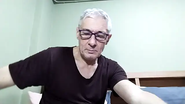 BIGUNCUTHARDCOCK online show from October 4, 2:42 am