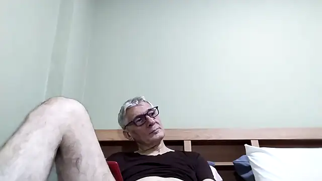 BIGUNCUTHARDCOCK online show from October 29, 1:02 pm