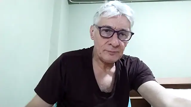 BIGUNCUTHARDCOCK online show from January 12, 2:55 pm