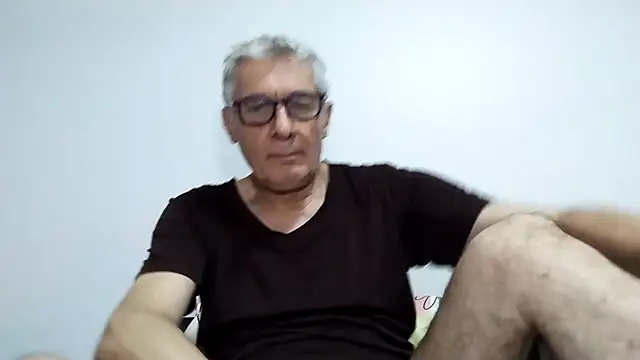 BIGUNCUTHARDCOCK online show from February 20, 6:26 am