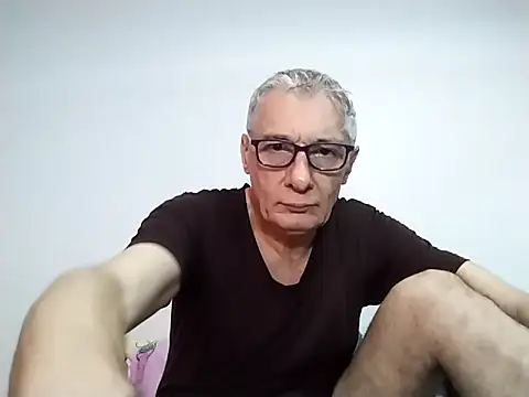 BIGUNCUTHARDCOCK online show from March 18, 2:04 am