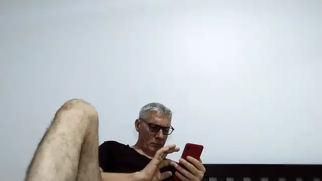 BIGUNCUTHARDCOCK online show from April 10, 2:11 pm