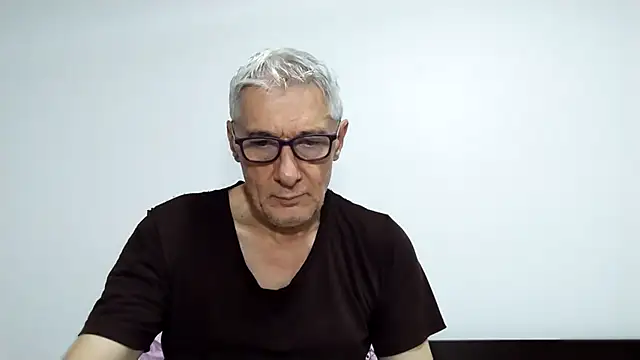 BIGUNCUTHARDCOCK online show from April 21, 11:51 pm