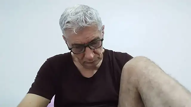 BIGUNCUTHARDCOCK online show from June 10, 1:28 am