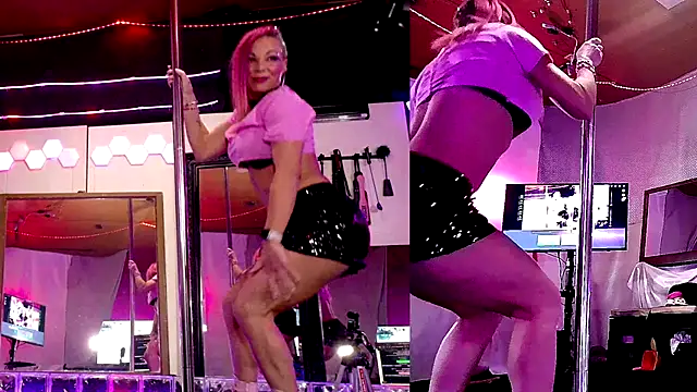 Snapshot of MadisonMarie chatting on February 15, 5:30 am MadisonMarie online show from February 15, 5:30 am