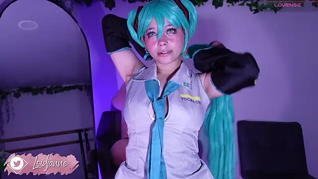 loIijanne online show from November 1, 11:51 pm